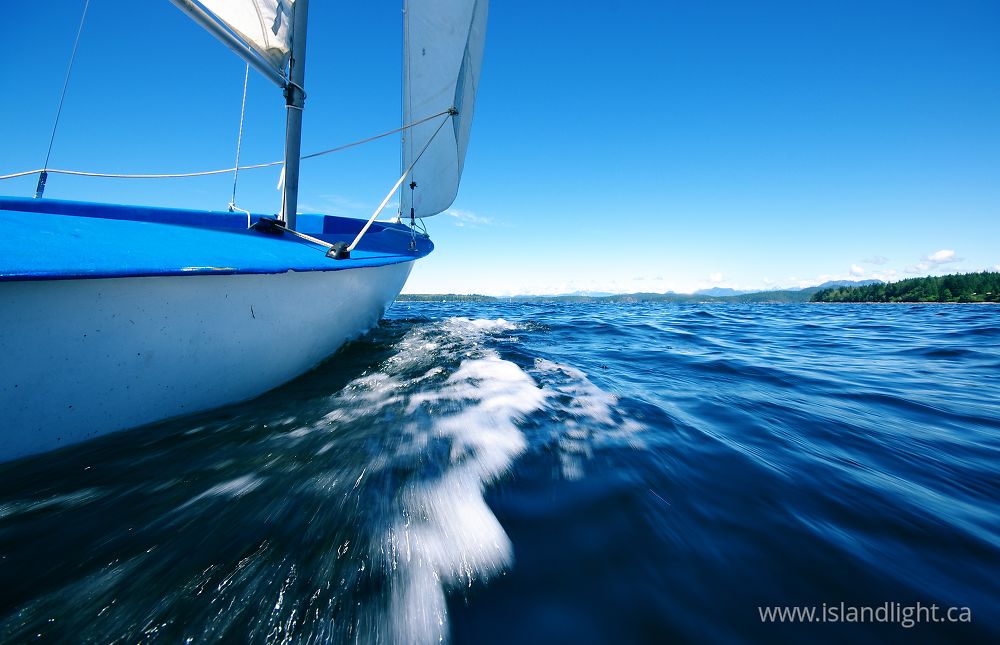 Boating  photo from  Sutil Channel, Britishcolumbia Canada.